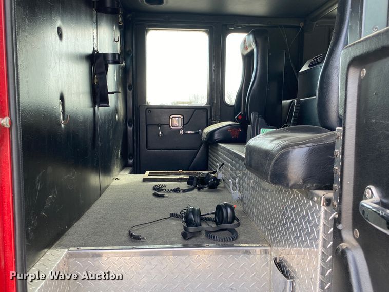 image for item JL9091 1993 HME  pumper fire truck