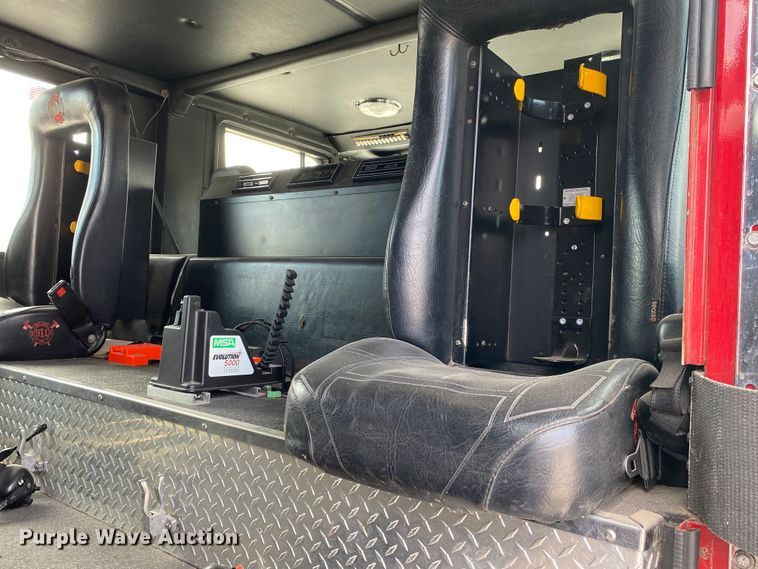 image for item JL9091 1993 HME  pumper fire truck