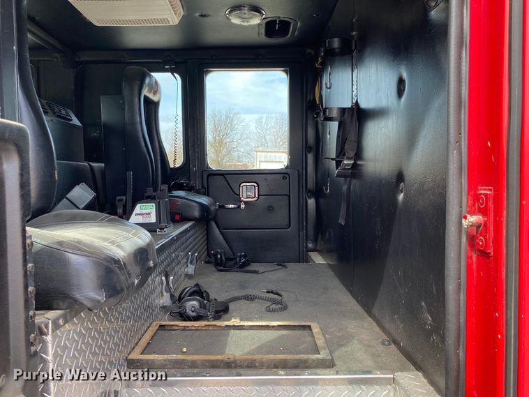 image for item JL9091 1993 HME  pumper fire truck