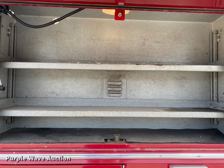 image for item JL9091 1993 HME  pumper fire truck