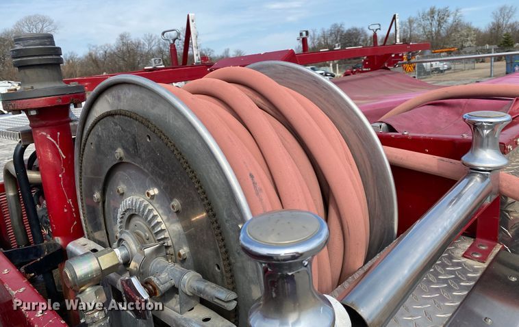 image for item JL9091 1993 HME  pumper fire truck