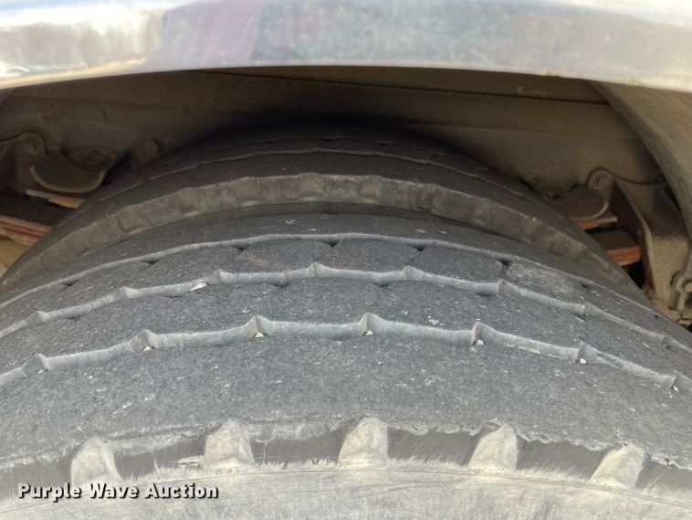 image for item JL9091 1993 HME  pumper fire truck