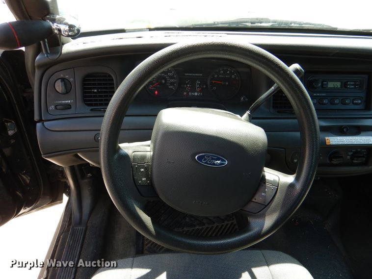 image for item JL9092 2011 Ford Crown Victoria Police Interceptor