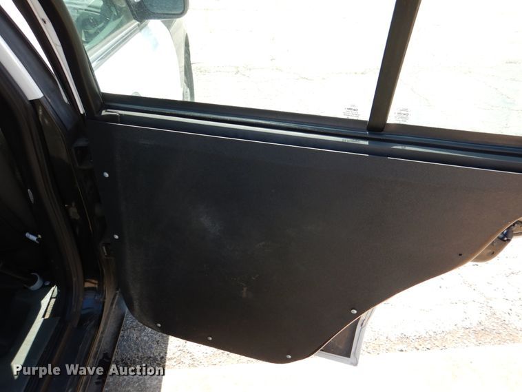 image for item JL9092 2011 Ford Crown Victoria Police Interceptor