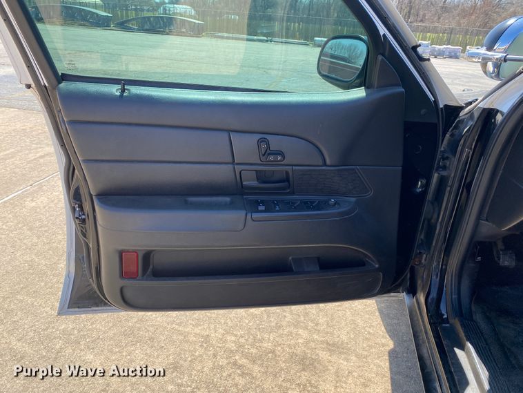 image for item JL9093 2011 Ford Crown Victoria Police Interceptor