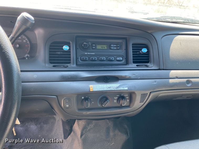 image for item JL9093 2011 Ford Crown Victoria Police Interceptor