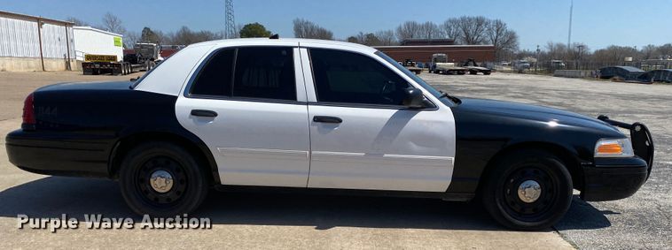 image for item JL9095 2011 Ford Crown Victoria Police Interecptor