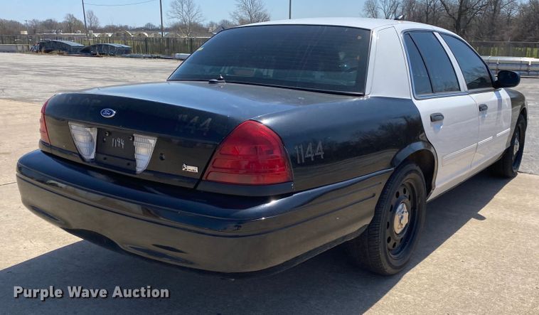 image for item JL9095 2011 Ford Crown Victoria Police Interecptor