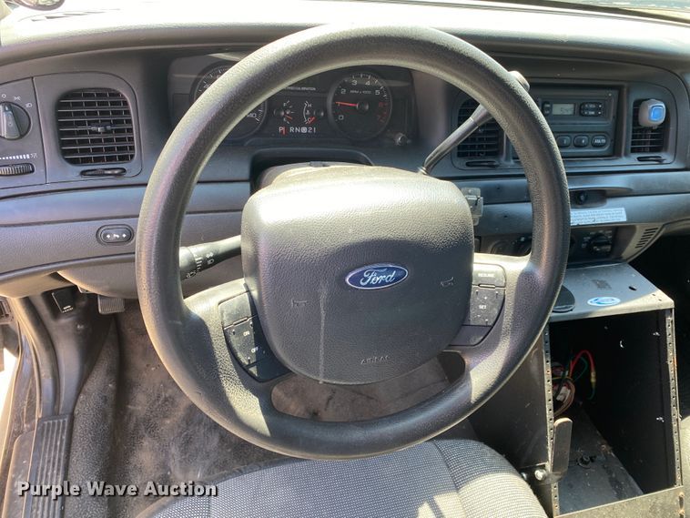 image for item JL9095 2011 Ford Crown Victoria Police Interecptor