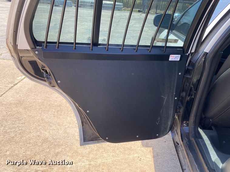 image for item JL9095 2011 Ford Crown Victoria Police Interecptor