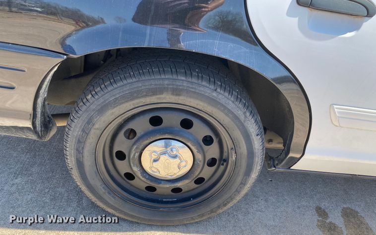 image for item JL9095 2011 Ford Crown Victoria Police Interecptor