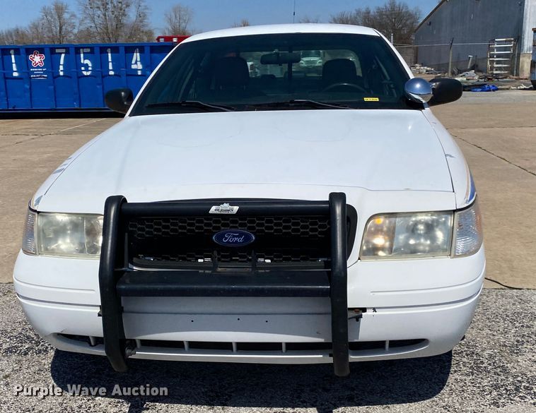 image for item JL9097 2007 Ford Crown Victoria Police Interceptor