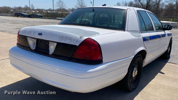 image for item JL9097 2007 Ford Crown Victoria Police Interceptor