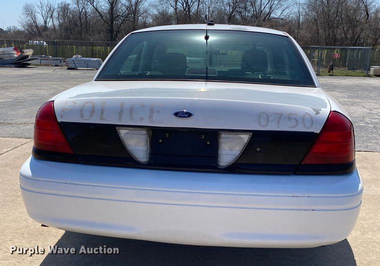 image for item JL9097 2007 Ford Crown Victoria Police Interceptor