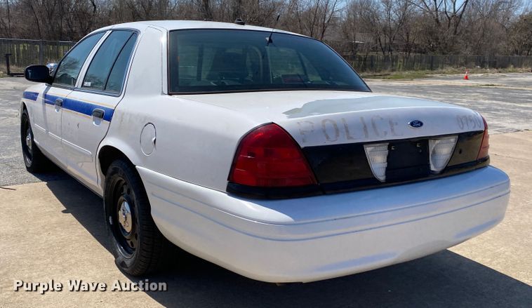 image for item JL9097 2007 Ford Crown Victoria Police Interceptor