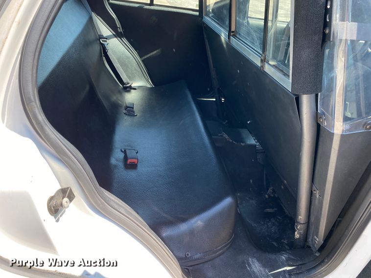 image for item JL9097 2007 Ford Crown Victoria Police Interceptor