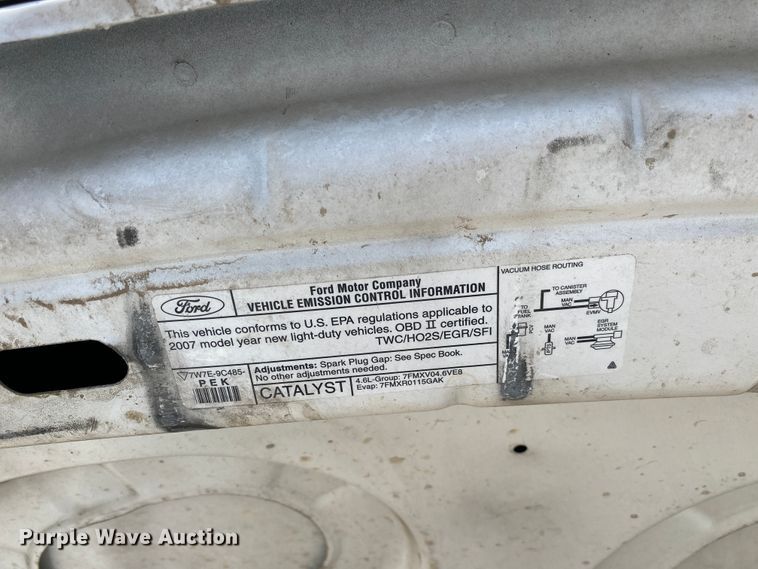 image for item JL9097 2007 Ford Crown Victoria Police Interceptor