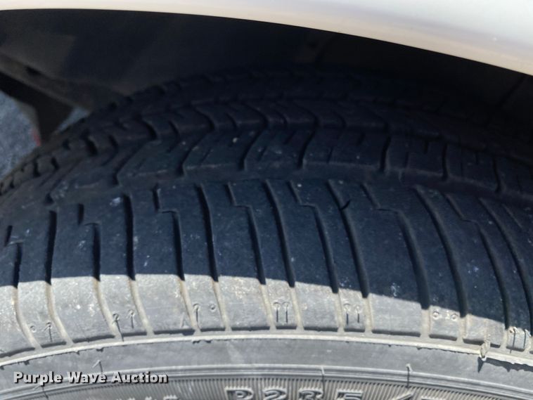 image for item JL9097 2007 Ford Crown Victoria Police Interceptor