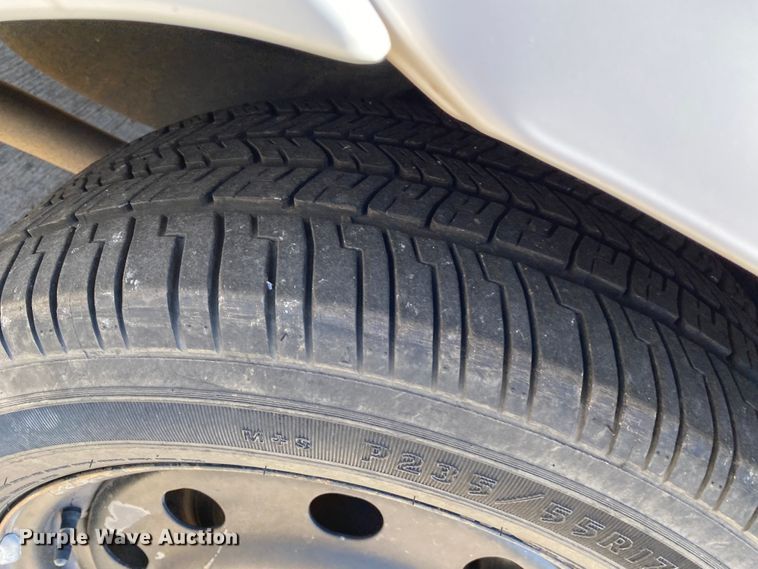 image for item JL9097 2007 Ford Crown Victoria Police Interceptor