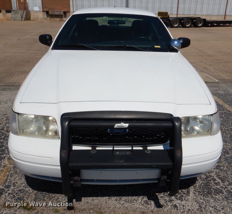 image for item JL9098 2007 Ford Crown Victoria Police Interceptor