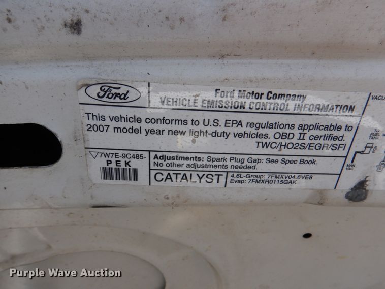 image for item JL9098 2007 Ford Crown Victoria Police Interceptor