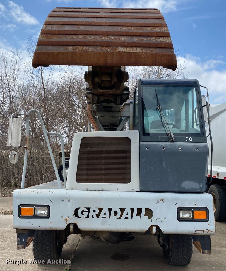 image for item JL9099 2003 Gradall XL3100  wheeled excavator