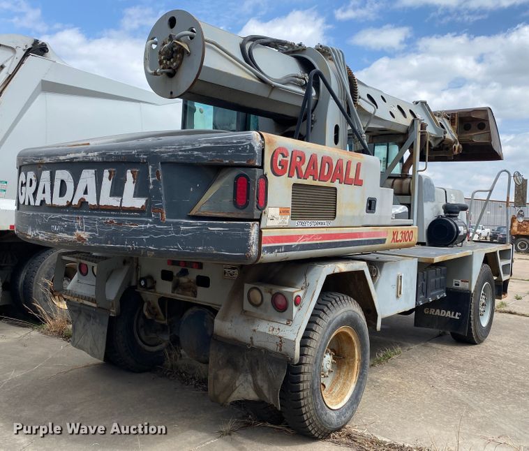 image for item JL9099 2003 Gradall XL3100  wheeled excavator