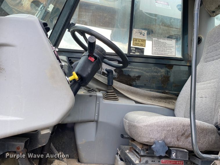 image for item JL9099 2003 Gradall XL3100  wheeled excavator