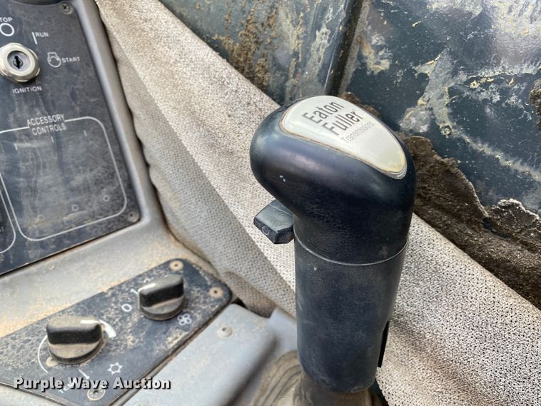 image for item JL9099 2003 Gradall XL3100  wheeled excavator