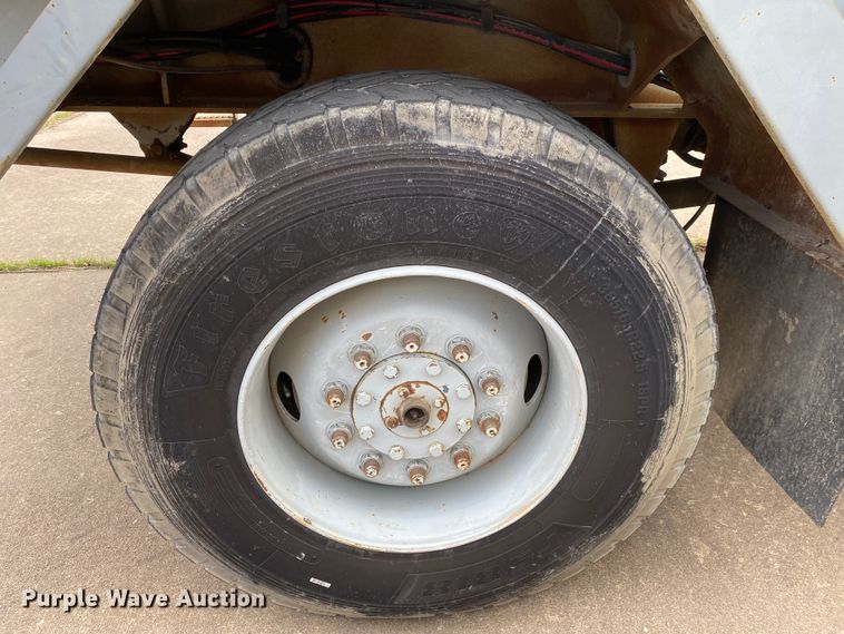 image for item JL9099 2003 Gradall XL3100  wheeled excavator