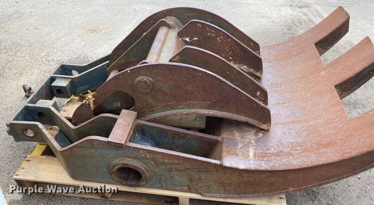 image for item JL9099 2003 Gradall XL3100  wheeled excavator