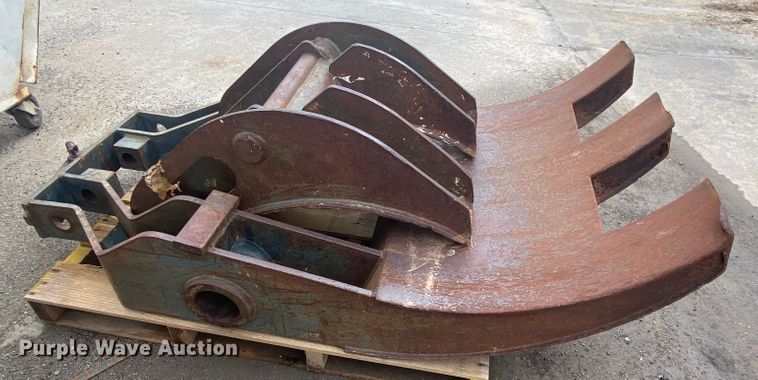 image for item JL9099 2003 Gradall XL3100  wheeled excavator