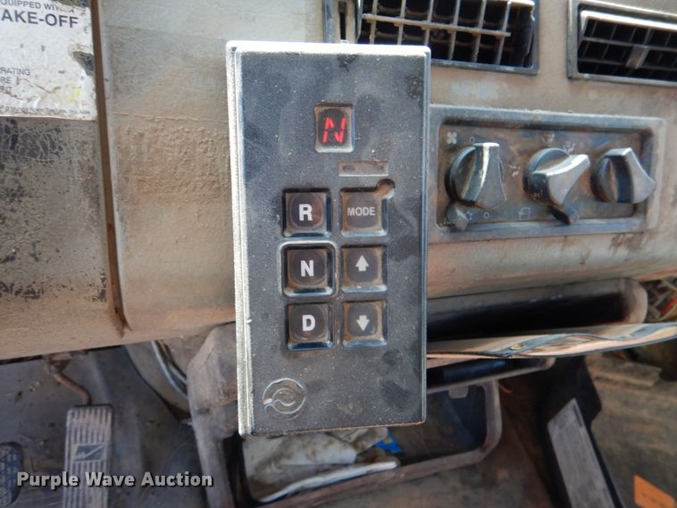 image for item JL9100 2001 Freightliner FL80  dump truck