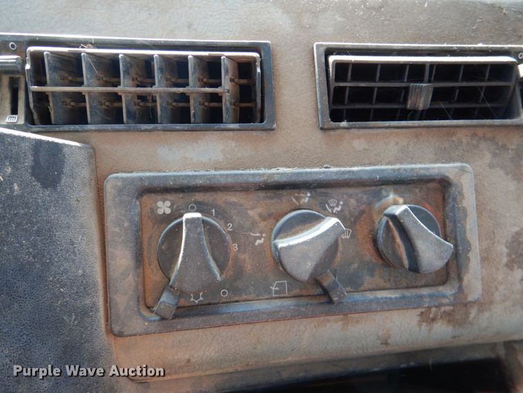 image for item JL9100 2001 Freightliner FL80  dump truck