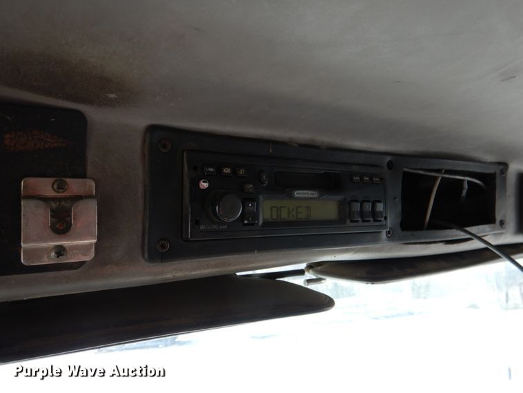 image for item JL9100 2001 Freightliner FL80  dump truck