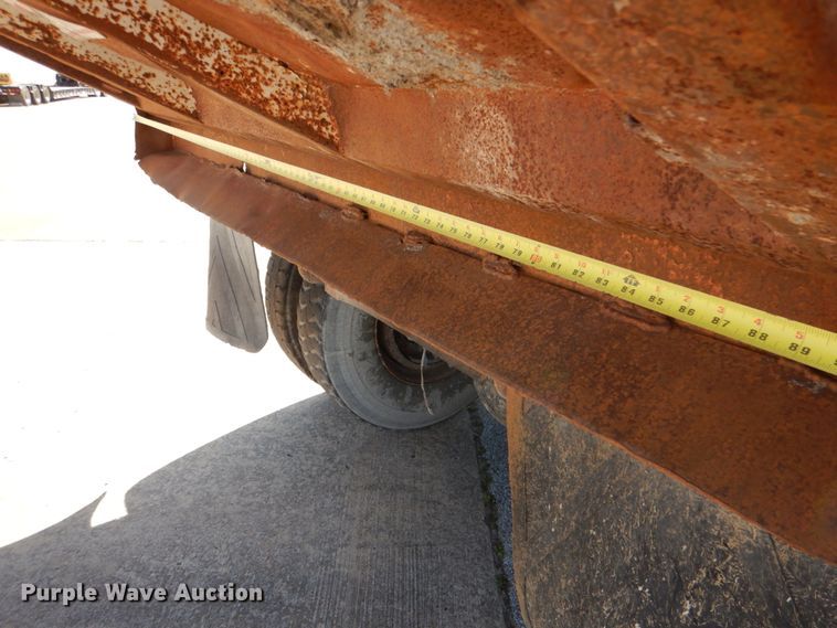 image for item JL9100 2001 Freightliner FL80  dump truck