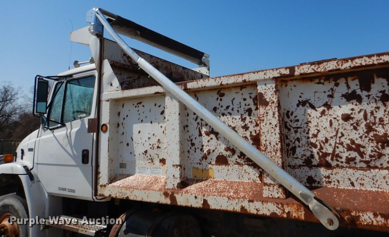 image for item JL9100 2001 Freightliner FL80  dump truck