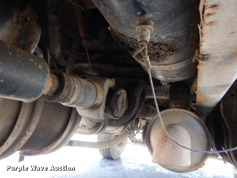 image for item JL9100 2001 Freightliner FL80  dump truck