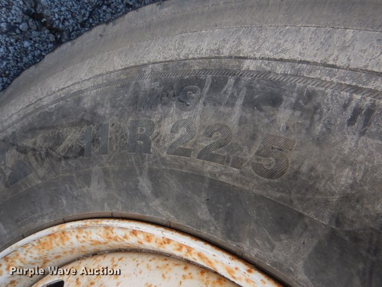 image for item JL9100 2001 Freightliner FL80  dump truck