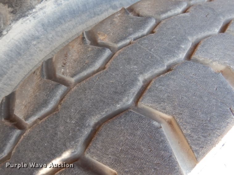 image for item JL9100 2001 Freightliner FL80  dump truck