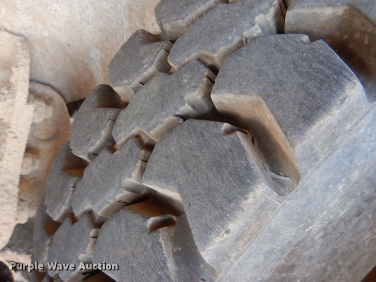 image for item JL9101 2011 International 7400  dump truck