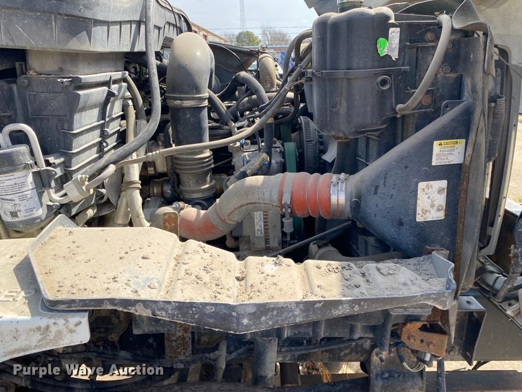 image for item JL9102 2011 International 7400  dump truck