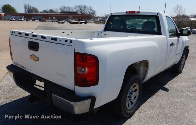 image for item JL9103 2007 Chevrolet Silverado  pickup truck