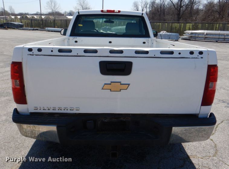 image for item JL9103 2007 Chevrolet Silverado  pickup truck