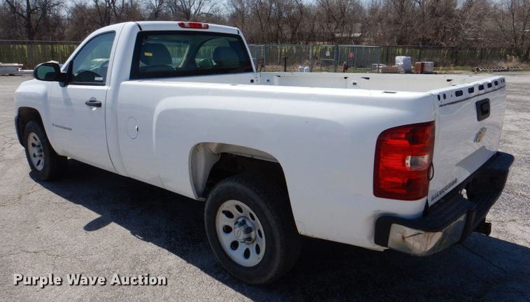 image for item JL9103 2007 Chevrolet Silverado  pickup truck