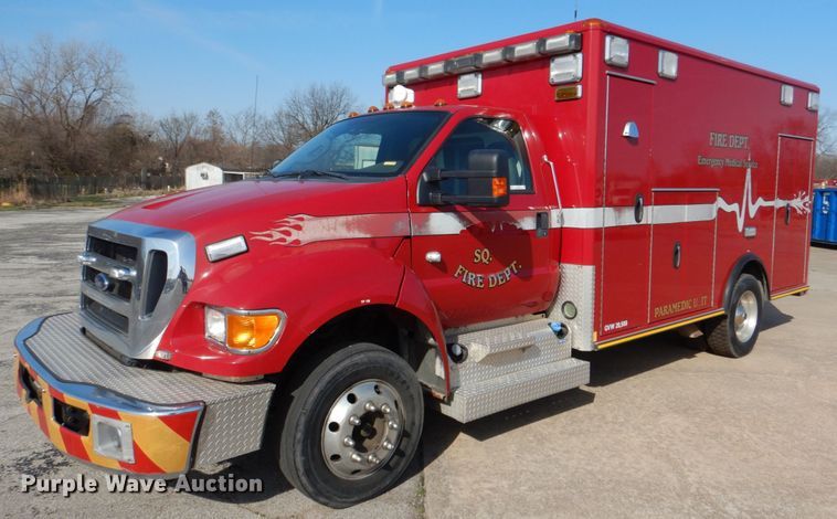 image for item JL9104 2011 Ford F650 Super Duty  ambulance