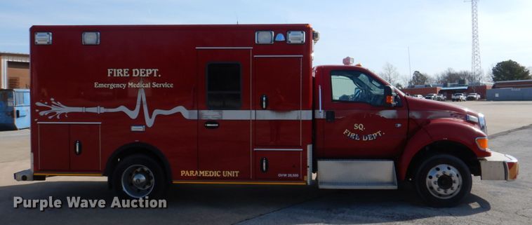 image for item JL9104 2011 Ford F650 Super Duty  ambulance