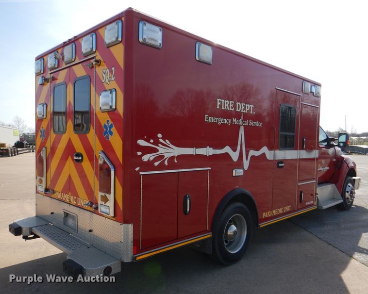image for item JL9104 2011 Ford F650 Super Duty  ambulance