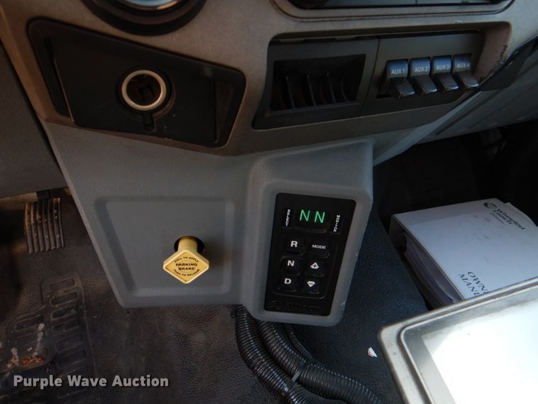 image for item JL9104 2011 Ford F650 Super Duty  ambulance