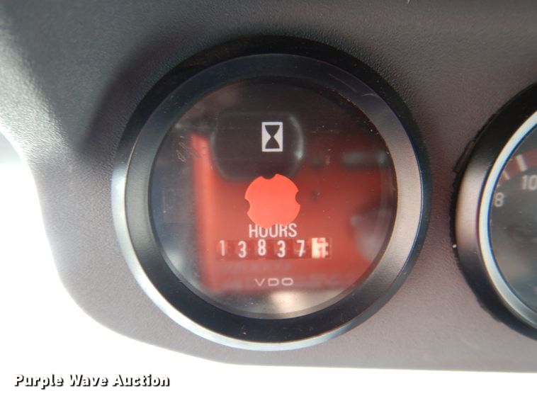 image for item JL9104 2011 Ford F650 Super Duty  ambulance